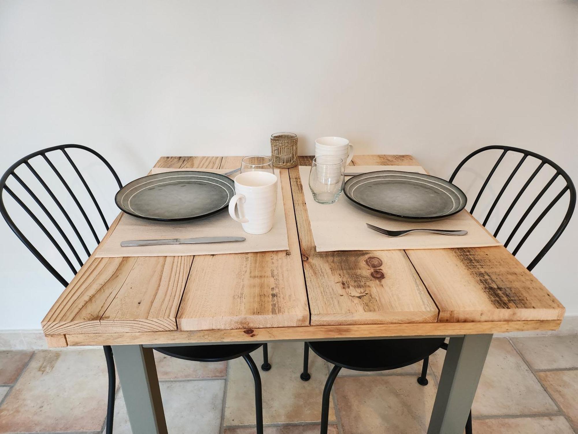 Domaine Les Gendalis Bed & Breakfast Saint-Saturnin-les-Avignon Exterior photo
